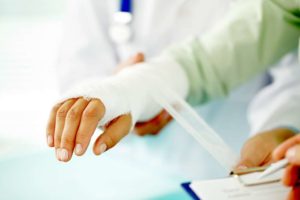 Broken Wrist Average Injury Settlements - What to Expect